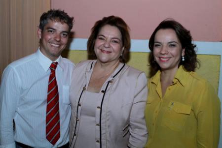 Deputada federal Sandra Rosado com os filhos Lairinho e Larissa