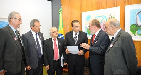 henrique caixa