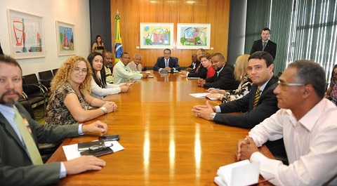 henrique sindicato