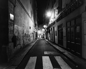 RUA DESERTA