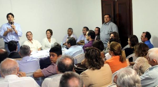 reuniao DEM