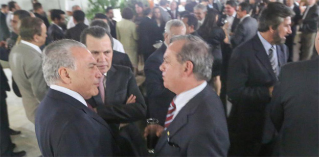 temer jantar