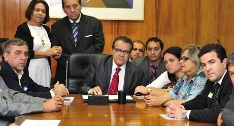 roberto henrique
