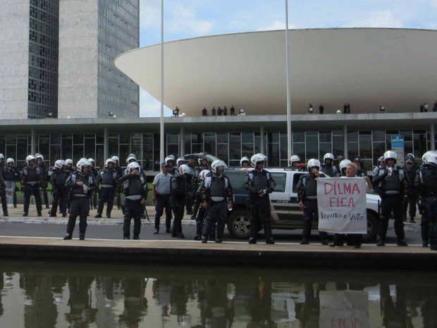 dilma-fica
