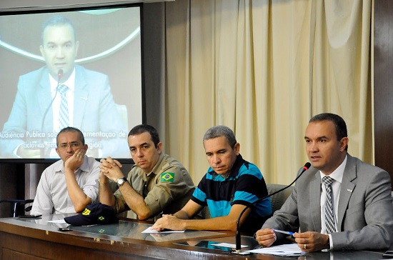 deputados_faixas