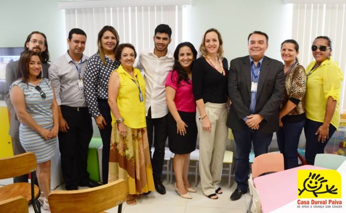 thumbnail_270416_Doação Casa Durval Paiva_Foto Equipe CACC (2)