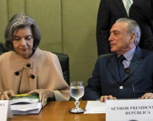 Temer-e-Carmen-L--cia-310x245