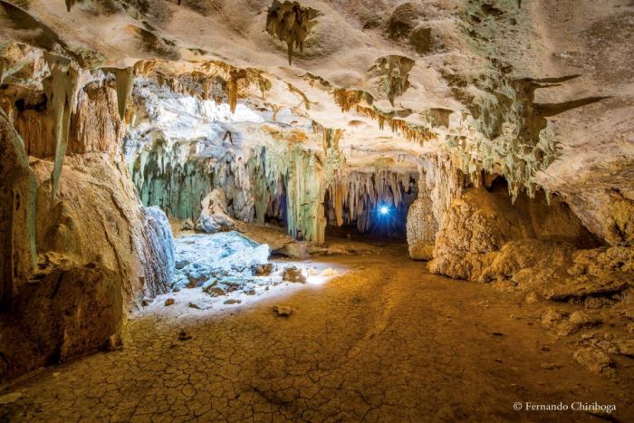 Caverna Catedral localizada no Lajedo do Rosário na cidade de Felipe Guerra no Rio Grande do Norte.Foto.Fernando Chiriboga