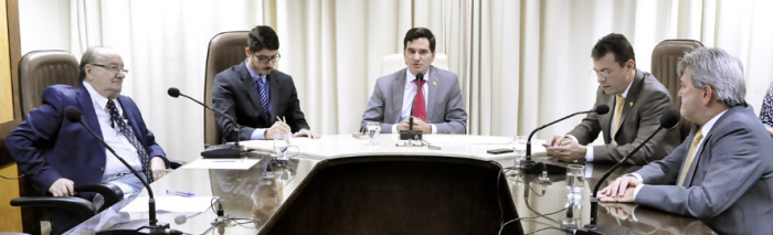 george e finanças
