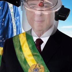 panela na cabeça