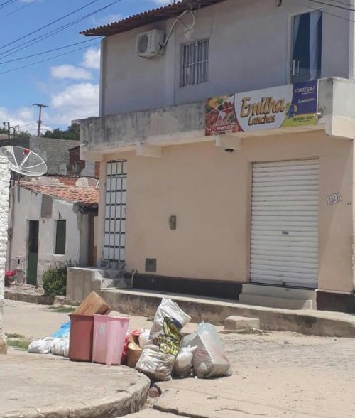 O lixo toma conta de Caicó