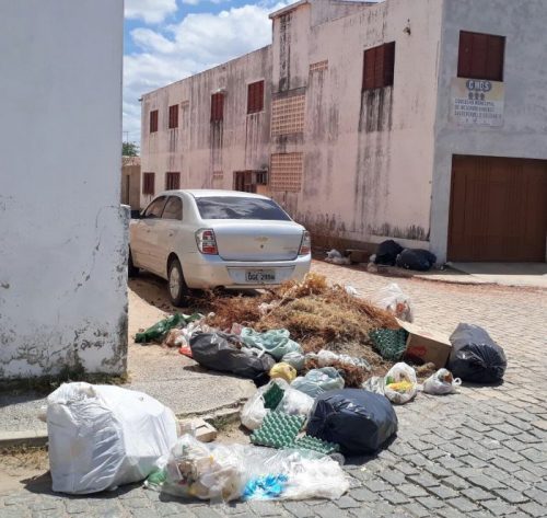 O lixo toma conta de Caicó