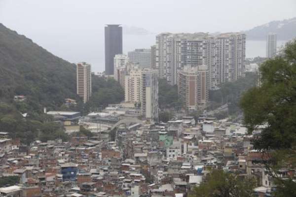 Disque-Denúncia recebeu mais de 280 contatos sobre a Rocinha