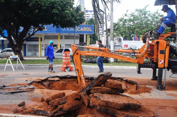 Trecho da Av. Engenheiro Roberto Freire é liberado