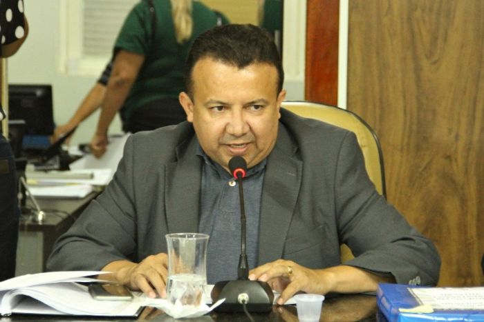 Odair pede que Executivo envie a Lei do SIM para Câmara de Caicó