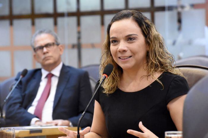 Larissa propõe melhorias para abastecimento em São Rafael