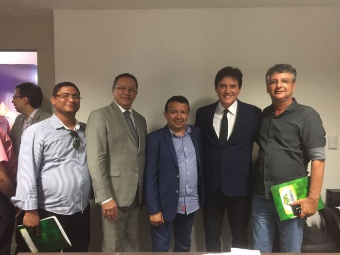 Odair participa da assinatura de convênio que trará posto do ITEP para a Câmara de Caicó