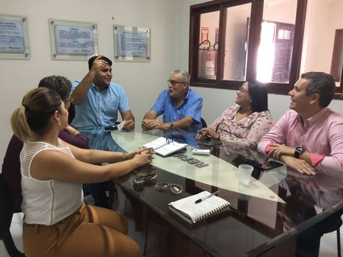 Equipe da Potigás visita refinaria de sal em Mossoró