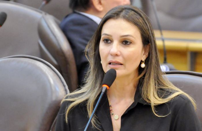 Cristiane Dantas registra lançamento do Movimento âAbril Verdeâ