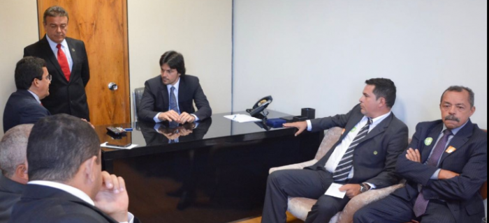 Fábio Faria recebe prefeitos do RN em BrasÃlia