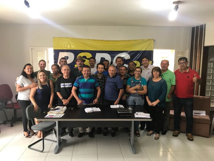 Membros do diretório do PSDC realizam reunião para discutir pleito de 2018