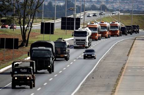 MP que fixa valores mÃnimos para frete de cargas deve ser votada