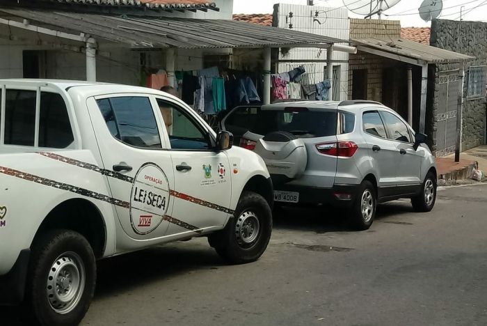 Operação Lei Seca recupera carro roubado no bairro da Cidade Alta