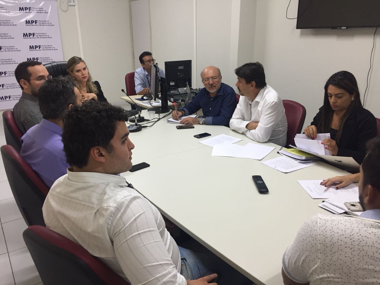 MPF discute andamento de obra e de estudos relacionados à Barragem de Oiticica