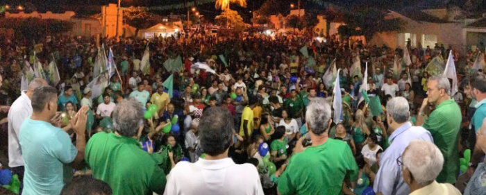 Carlos Eduardo faz caravana no Potengi e recebe apoio popular e de lideranças