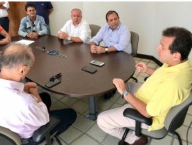 Carlos promete autonomia financeira para a UERN
