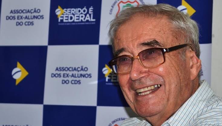 Monsenhor Tércio é transferido para Natal em UTI Móvel e sua saúde é estável