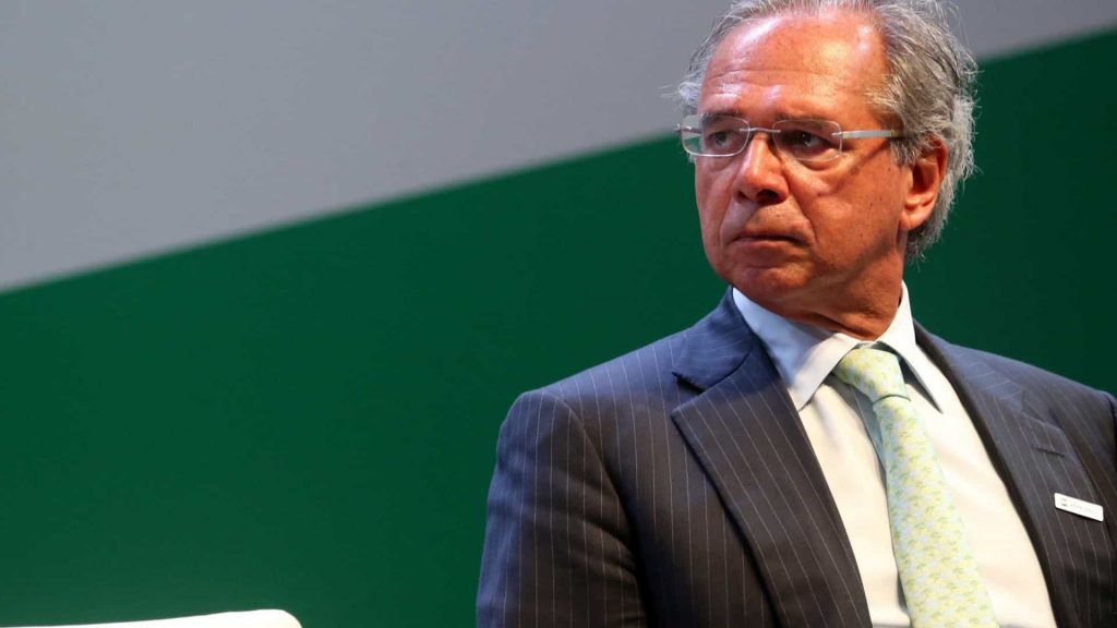 Guedes quer distribuir 70% do pré-sal para Estados e municípios