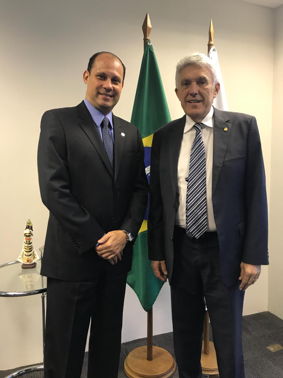Deputado João Maia e presidente da ANAC conversam sobre voos para Natal