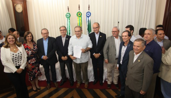 Lei Geral da Micro e Pequena Empresa Ã© sancionada pelo Prefeito Ãlvaro Dias