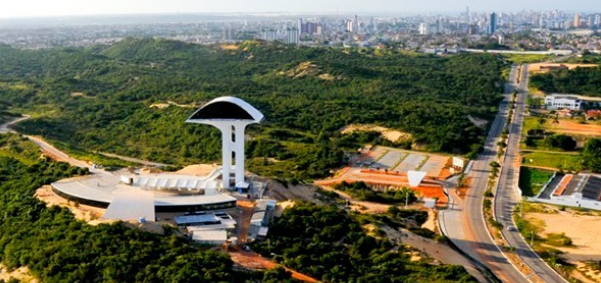 O abraço no Parque da Cidade Dom Nivaldo Monte neste domingo (1)