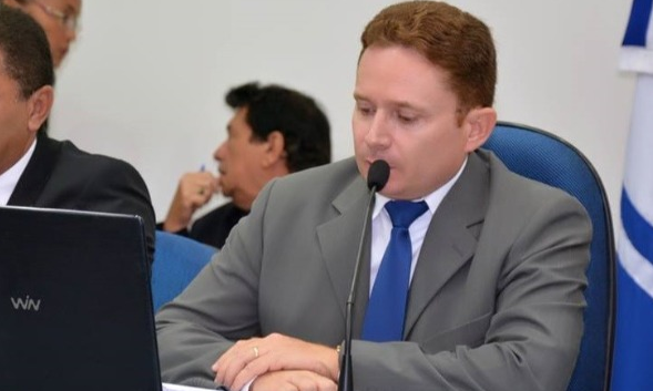 Mais um: prefeito interino renuncia ao cargo e Patos (PB) terá o quarto gestor