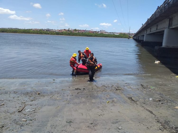Corpo sem cabeça é encontrado sob a ponte de Igapó, em Natal