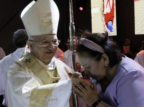Governadora participa do encerramento da festa de Santos Reis