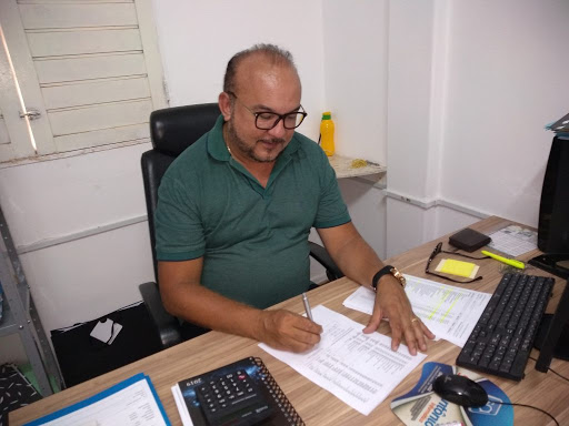 FAO entrega carta de exoneração ao prefeito Batata